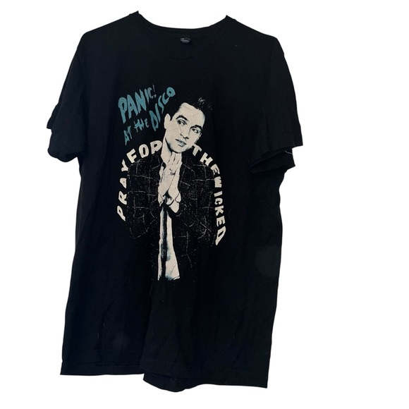 Panic at the disco Black Graphic 2018 concert T-Shirt sz lg Pray for the wicked - Picture 1 of 4